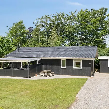 Geräumiges Im Schönen Arrild Toftlund