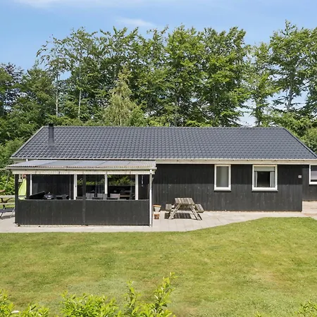 Ferienhaus Geräumiges Im Schönen Arrild Toftlund