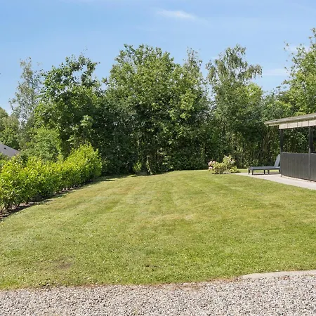Ferienhaus Geräumiges Im Schönen Arrild